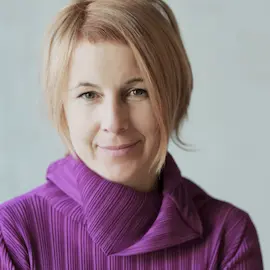 Mrs Špela Videčnik
